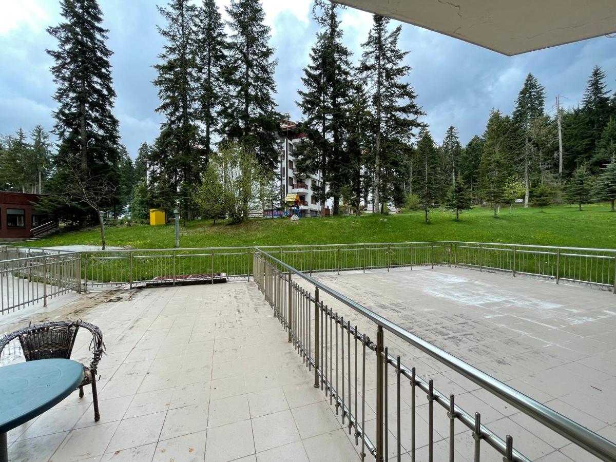 Borovets Holiday Apartments - Different Locations In Боровец Экстерьер фото
