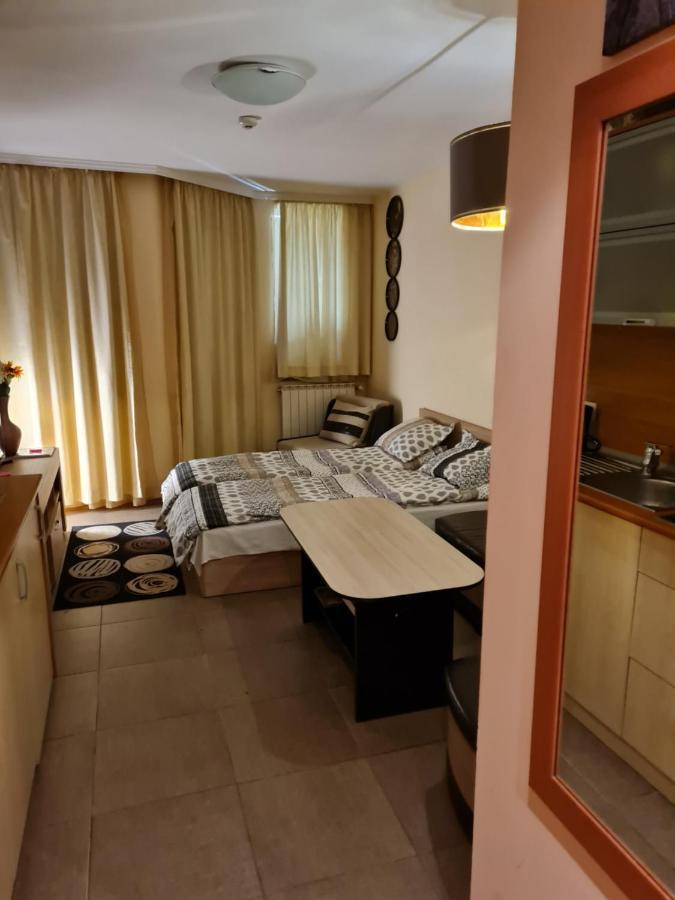 Borovets Holiday Apartments - Different Locations In Боровец Экстерьер фото