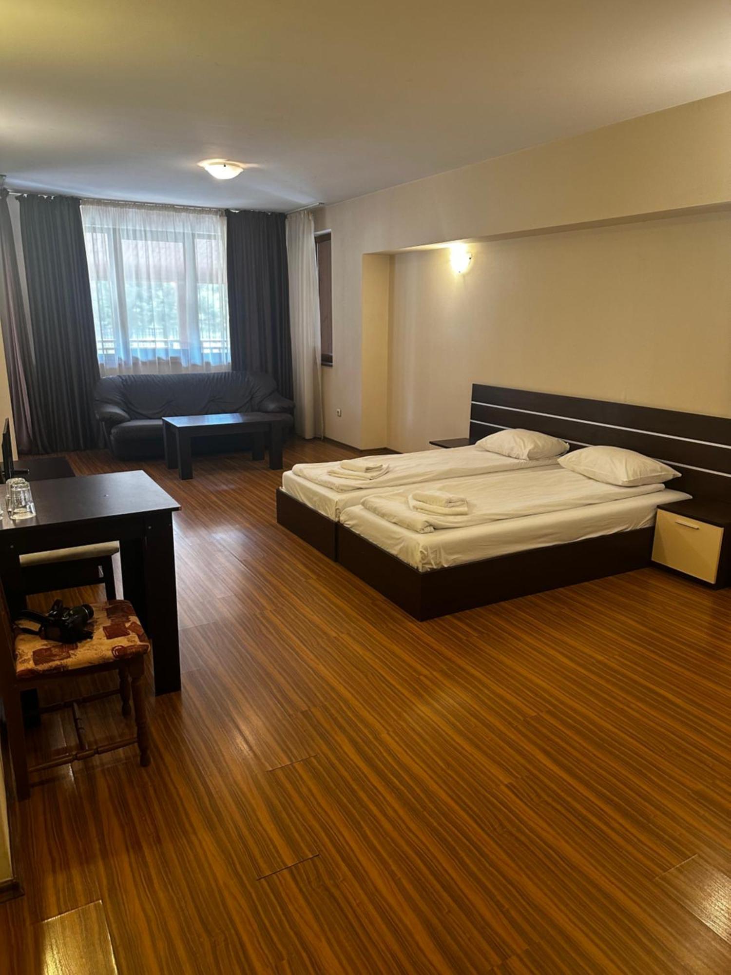 Borovets Holiday Apartments - Different Locations In Боровец Экстерьер фото