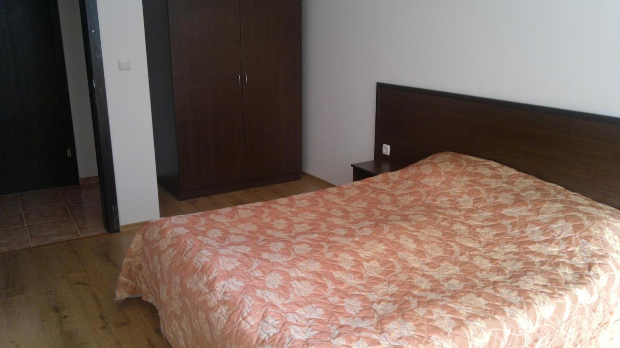 Borovets Holiday Apartments - Different Locations In Боровец Экстерьер фото